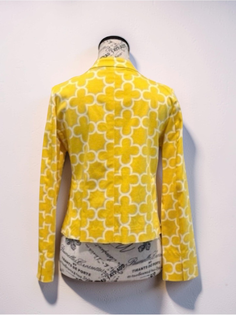 Elliott Lauren Vintage Patterned Women's Jacket & Pants Set. Yellow. Size 6 - Picture 4 of 11